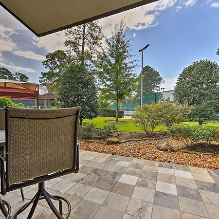 Idyllic Montgomery Condo With Pool And Lake View! Ngoại thất bức ảnh